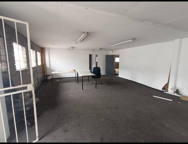 INDUSTRIAL PROPERTY TO RENT IN KYA SANDS